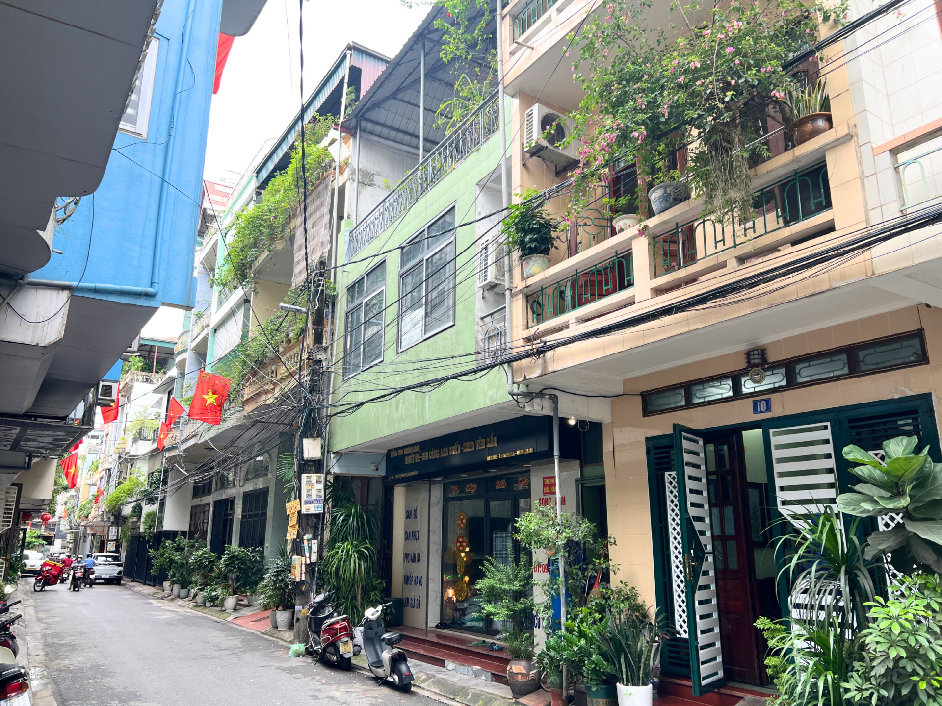 BÁN NHÀ 2,5 TẦNG PHƯỜNG HỒNG GAI - TỈNH QUẢNG NINH