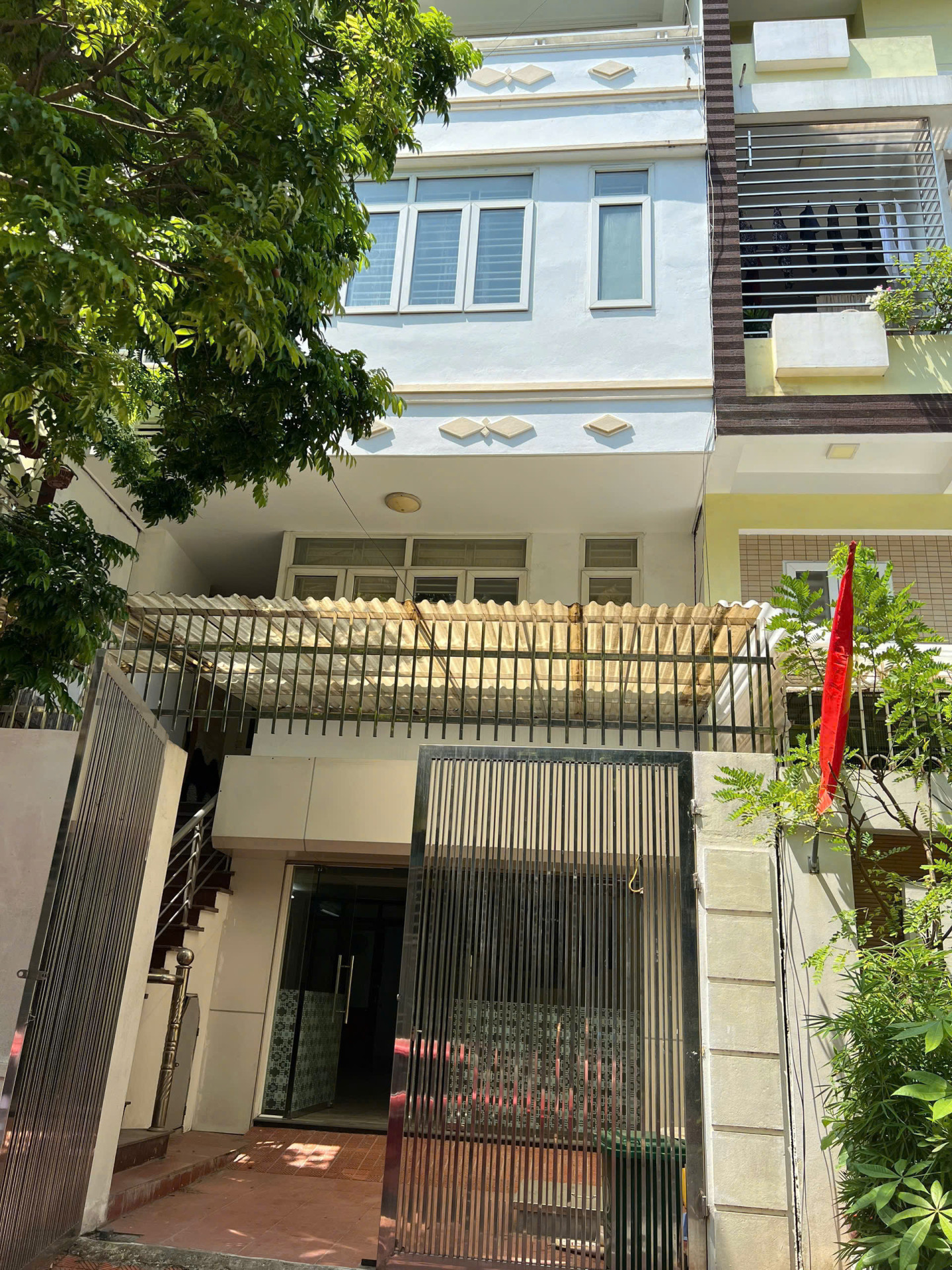 BÁN CĂN NHÀ LIỀN KỀ 3 TẦNG PHƯỜNG HỒNG GAI - TỈNH QUẢNG NINH