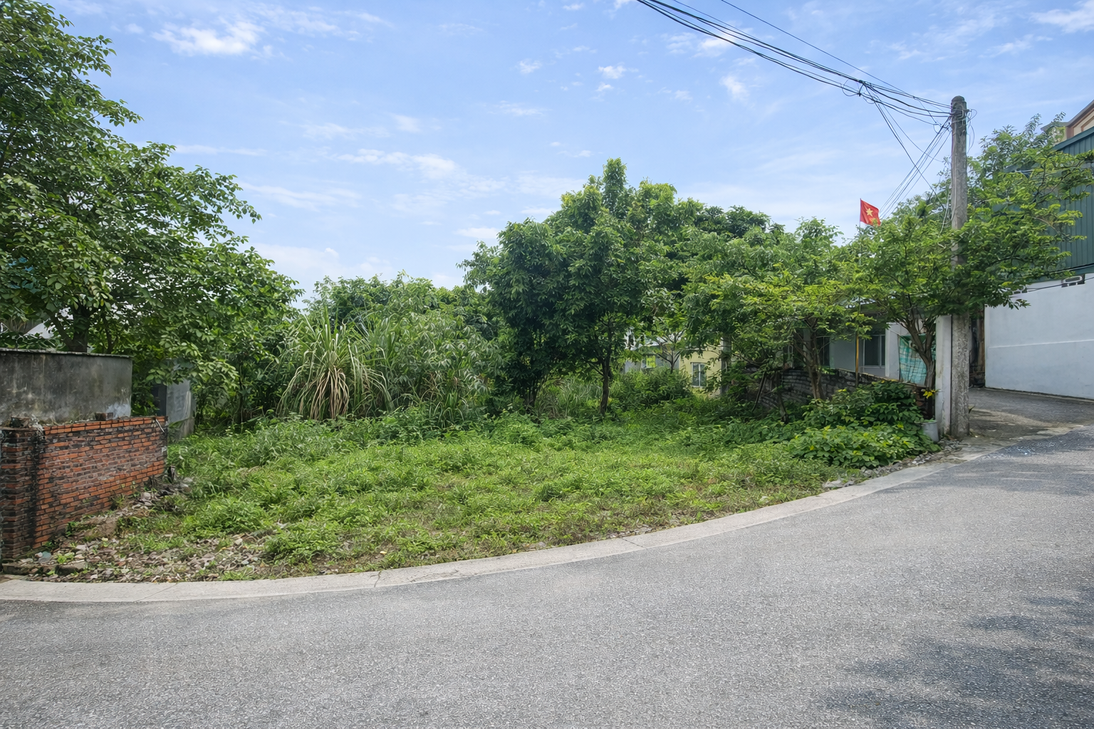 BÁN ĐẤT Ở KHU DÂN CƯ PHƯỜNG CAO XANH - TỈNH QUẢNG NINH