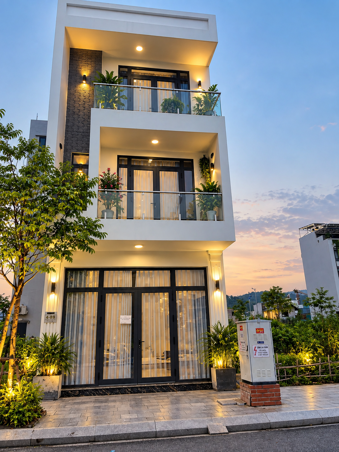 BÁN NHÀ LIỀN KỀ 03 TẦNG PHƯỜNG HÀ LẦM - T.P QUẢNG NINH