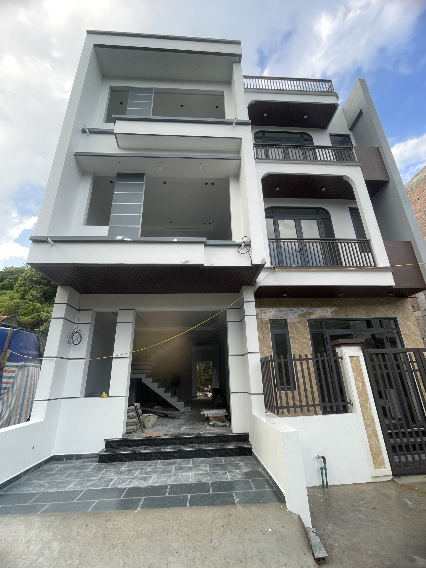BÁN NHÀ RIÊNG 03 TẦNG PHƯỜNG HÀ LẦM - T.P QUẢNG NINH