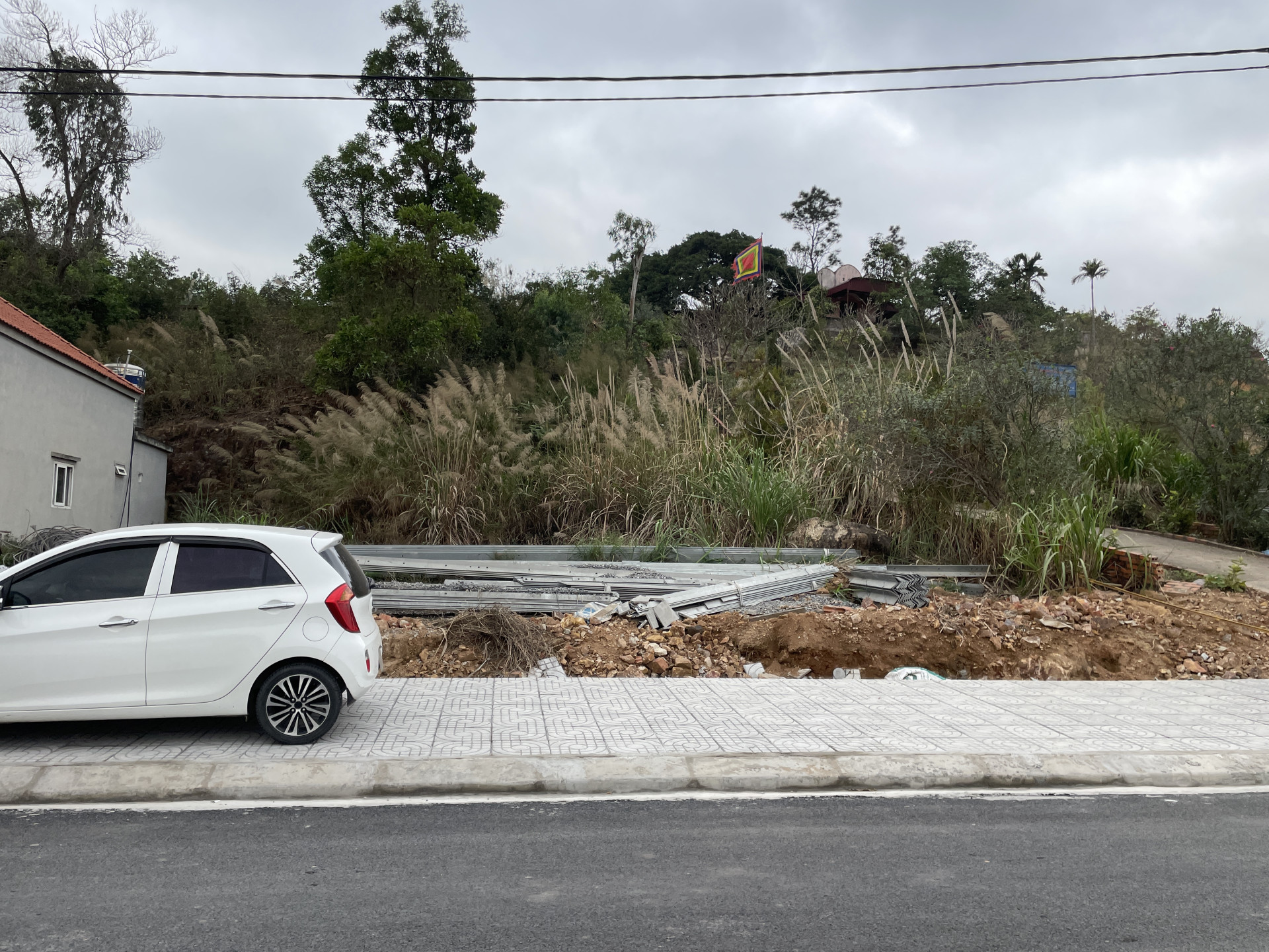 BÁN ĐẤT Ở KHU DÂN CƯ PHƯỜNG TUẦN CHÂU - TỈNH QUẢNG NINH